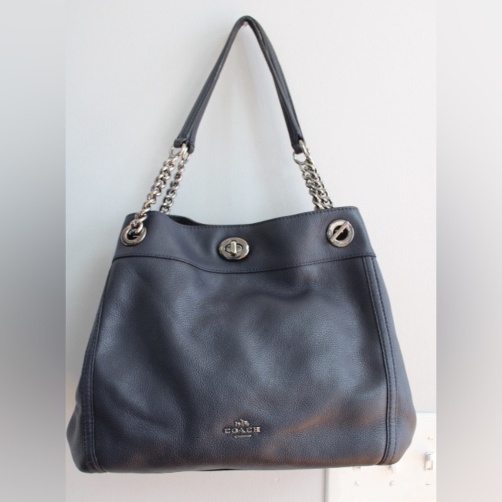 Coach Turn lock shoulder bag